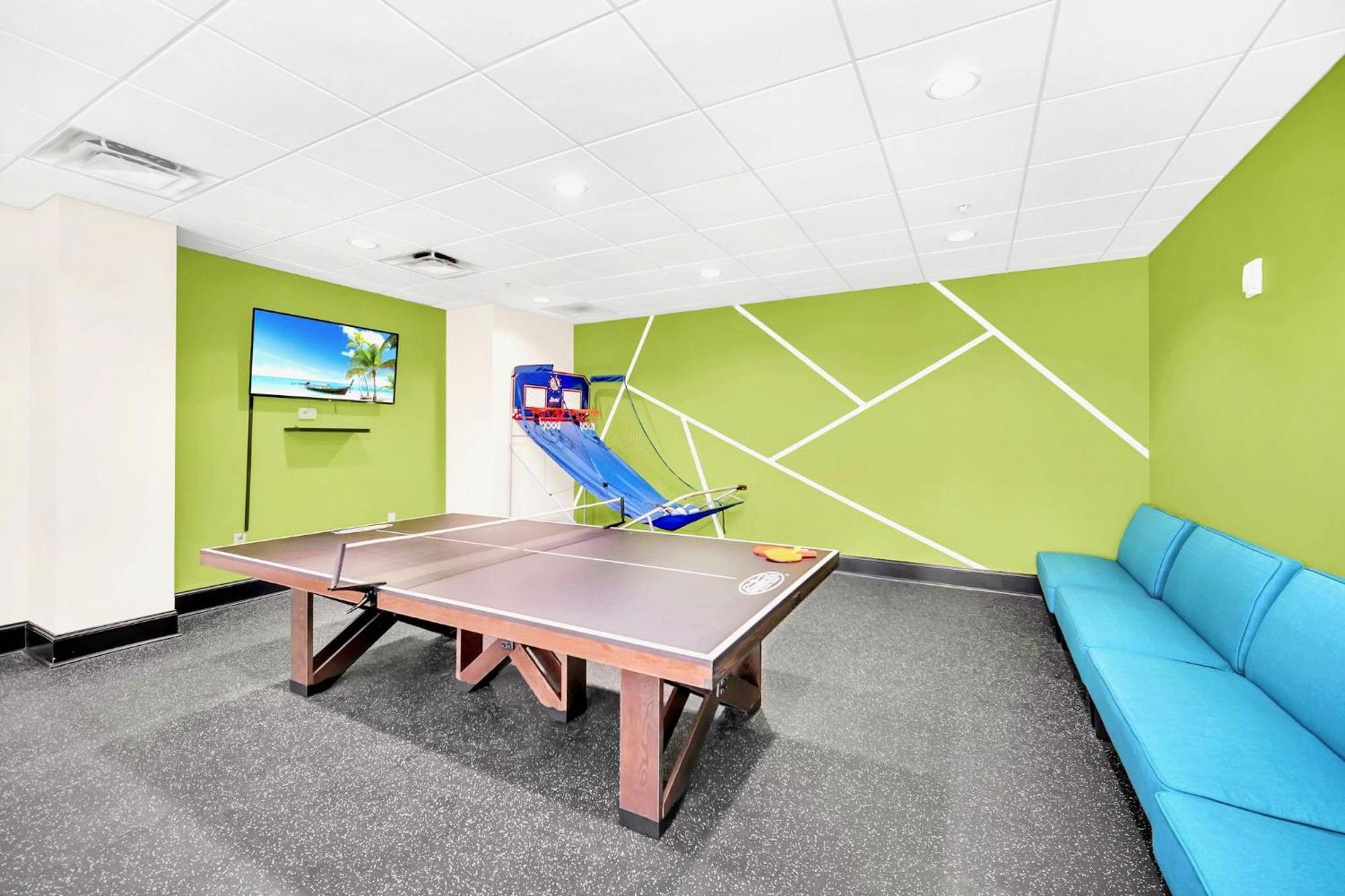 Spacious 2Br Condo With Pool & Hot Tub, Near Disney! Orlando Bagian luar foto