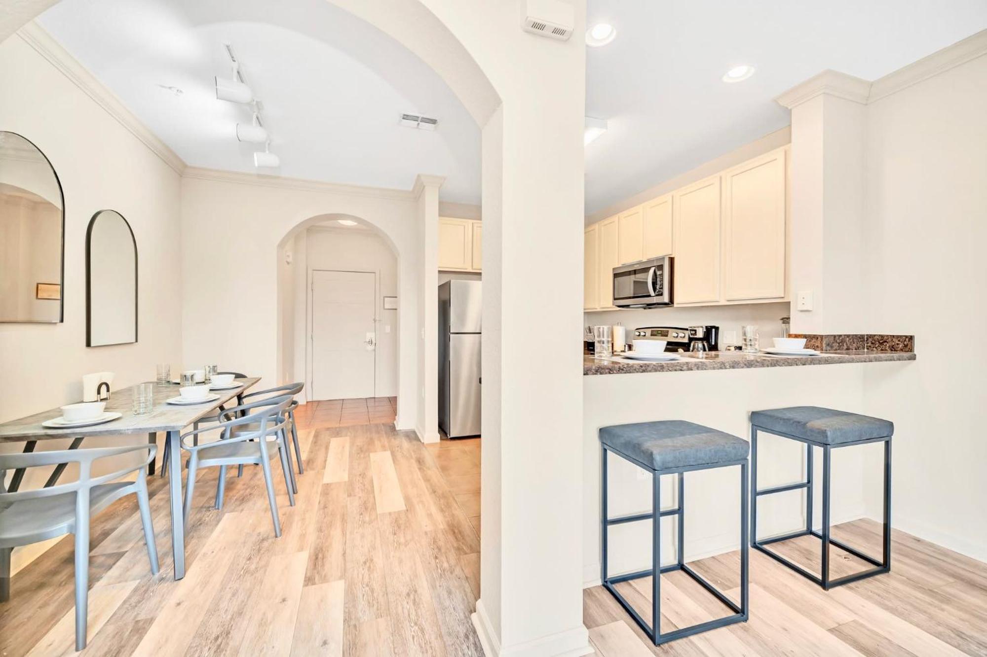 Spacious 2Br Condo With Pool & Hot Tub, Near Disney! Orlando Bagian luar foto